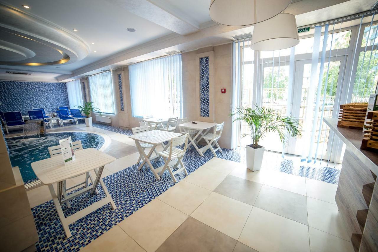 Green Park Hotel & Spa Truskavets Exterior photo